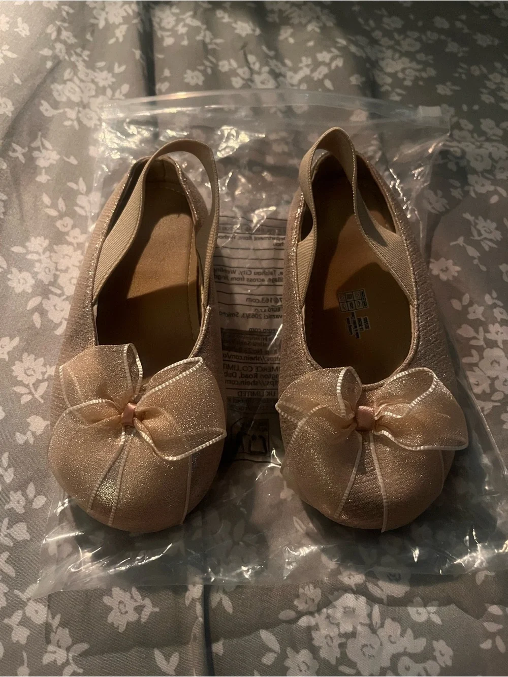 Girls Shimmery Bow Slingback Flats in Champagne